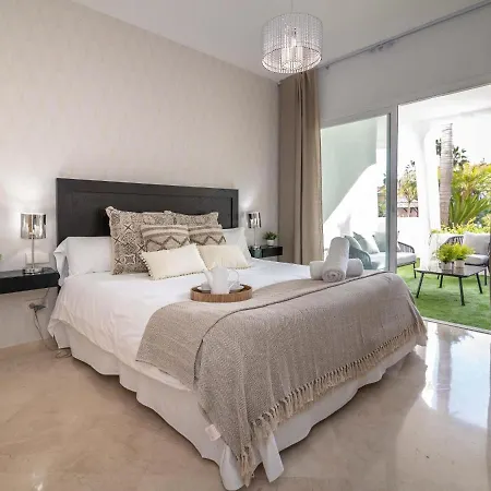 Vacation I Jardines De Ventura Del Mar, Walk To Puerto Banus Marina, A Minute From The Beach, Groundfloor, Family Friendly And Pool Apartment