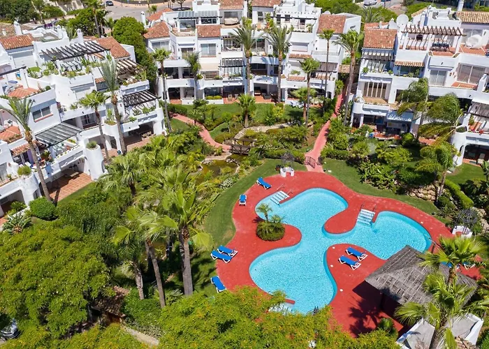 アパート Vacation I Jardines De Ventura Del Mar, Walk To Puerto Banus Marina, A Minute From The Beach, Groundfloor, Family Friendly And Pool マルベーリャ